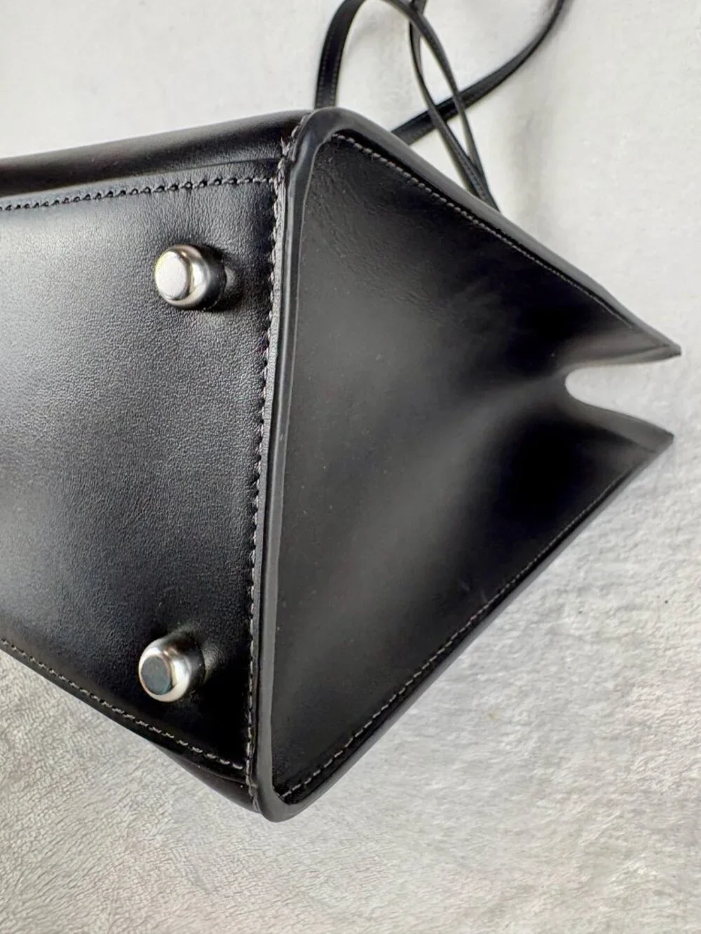 Coach NWT Nina Tote in Black Refined Leather - Picture 6 of 16